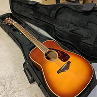 YAMAHA アコースティックギター FG720S ハードケース 付き